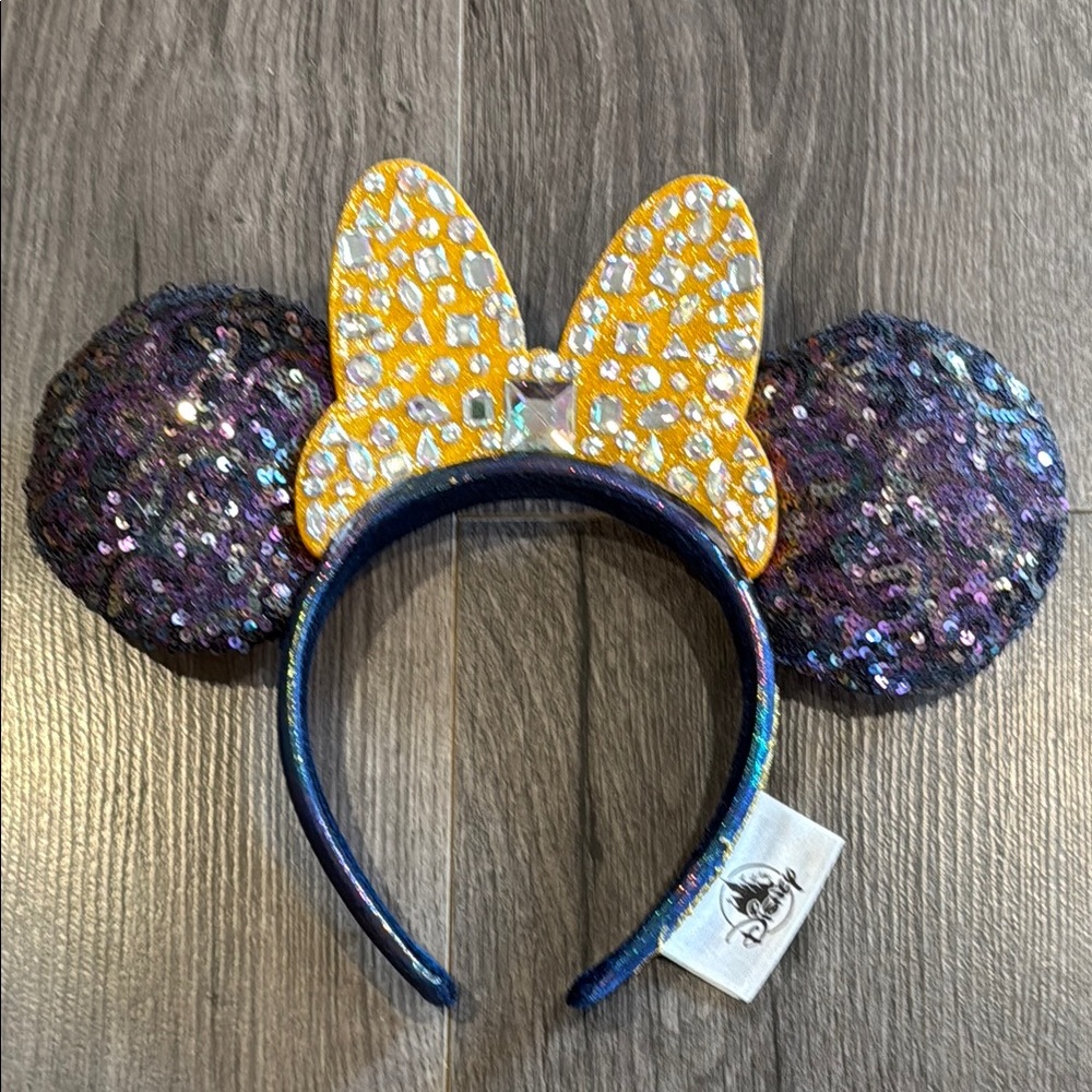 Disney World 50 Glittering Sequence Minnie Ears with Gold Bow Disney Parks 💛💛💛